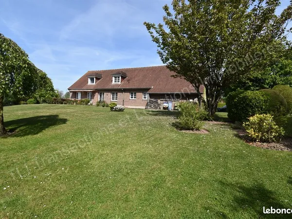 Propriété 7 pièces 200 m² 