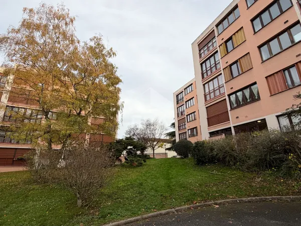 Appartement Corbeil Essonnes 3 pièce(s) 