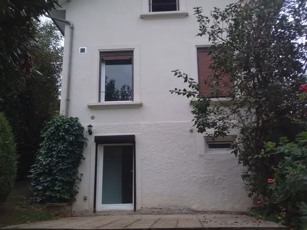 Maison à louer à Dampierre les Bois 