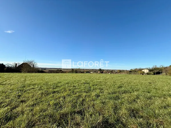 Terrain 933 m² 