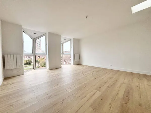 Studio 1 pièce 27 m² 