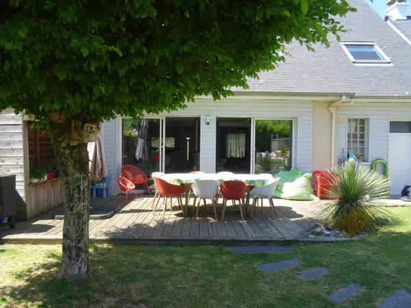 Loue belle maison agréable à vivre dans les quartiers ouest de Vannes, 4 chambres · 140m² 