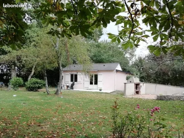Maisonnette meublée pour courte ou moyenne durée 