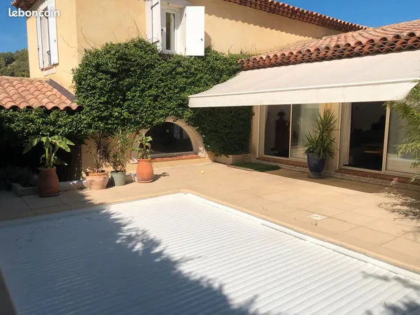 Vente maison provençale moderne 