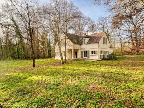 Rochefort-en-Yvelines - Maison contemporaine au sein d'un parc d 