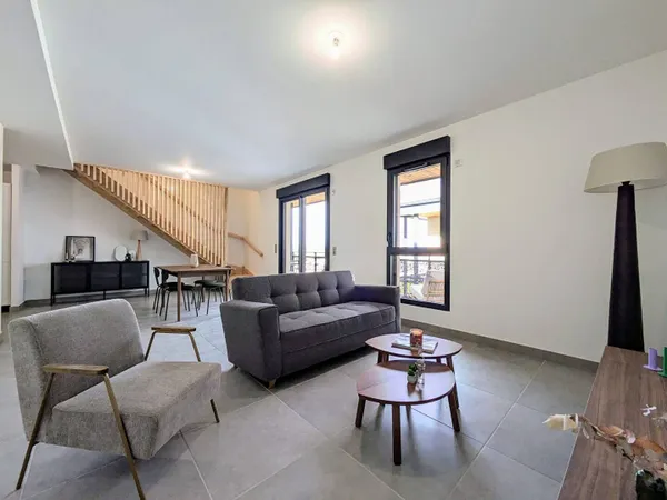 Duplex 3 pièces 103 m² 