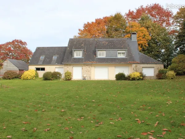 Maison Saint Thuriau 200m² 