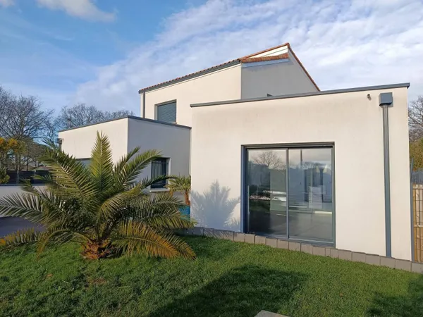 Maison 5 pièces 144 m² 