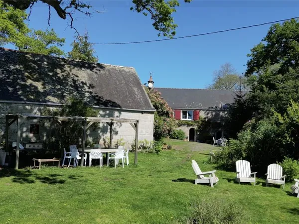 Propriété 6 pièces 223 m² 