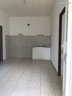 APPARTEMENT N°2 ST GERVAIS 15 MIN RUFFEC 41M2 (3 Pièces) 
