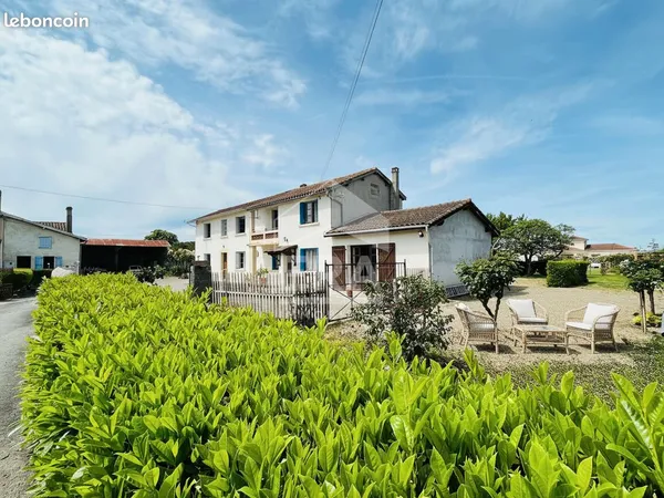Maison 6 pièces 226 m² 