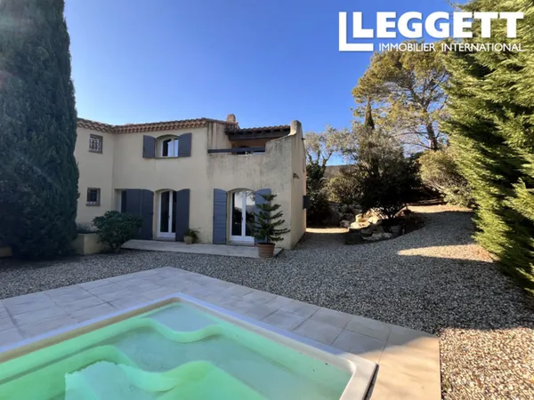 VILLA 100 M² 3 Chambres avec piscine et vue dégagée 