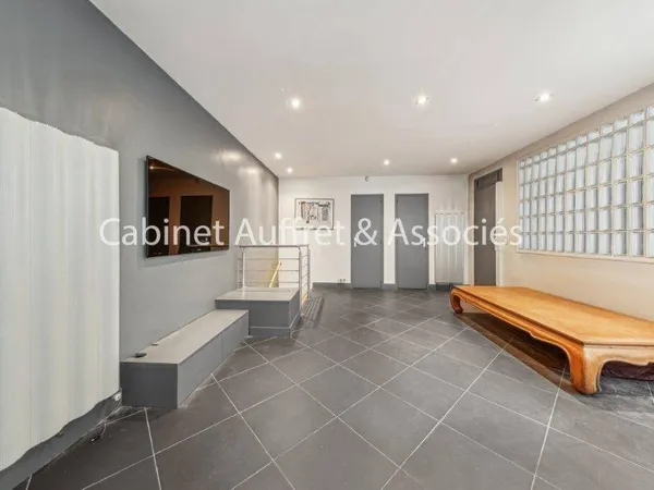 Local commercial 86 m² 