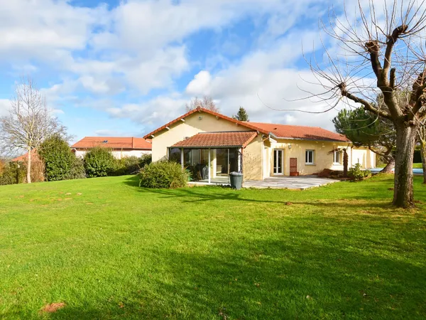 Maison 5 pièces 147 m² 