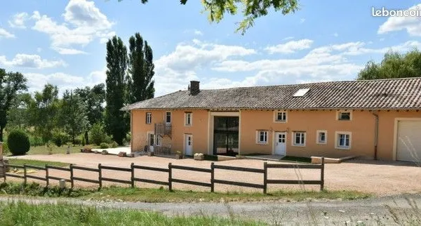 Belle demeure bressane rénovée 
