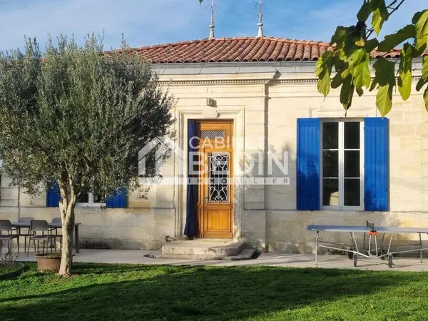 Maison 4 pièces 162 m² 