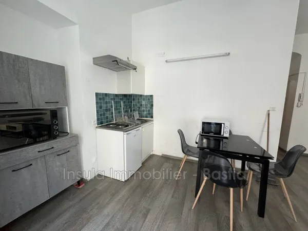 Appartement 1 pièce 20 m² 
