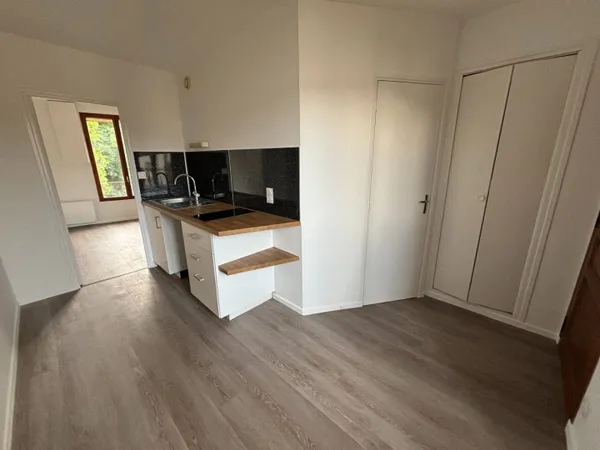 Appartement 1 pièce 27 m² 
