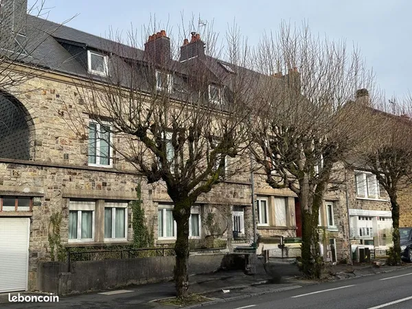 Maison 11 pièces 225 m² 