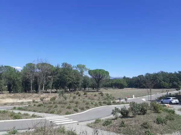 Terrain 1685 m² 