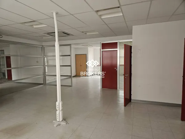 Bureaux 500 m² 