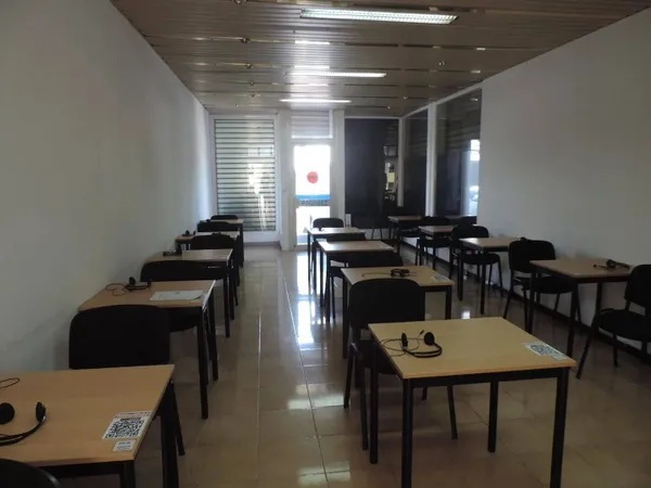 Boutique 1 pièce 48 m² 