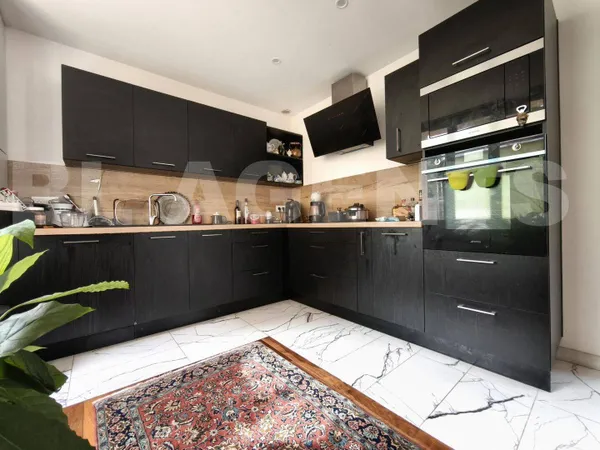 Maison 5 pièces 182 m² 