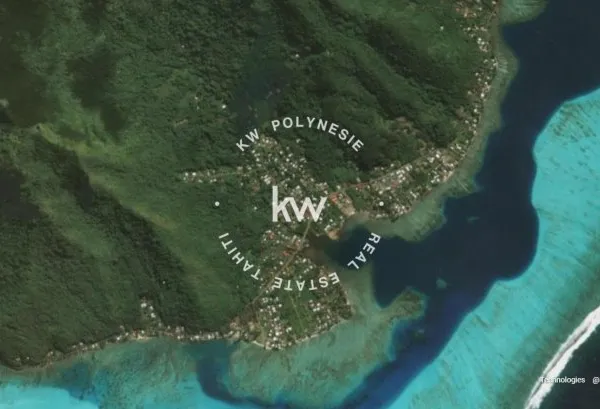 VENTE : terrain de 2000 m² à MOOREA MAATEA