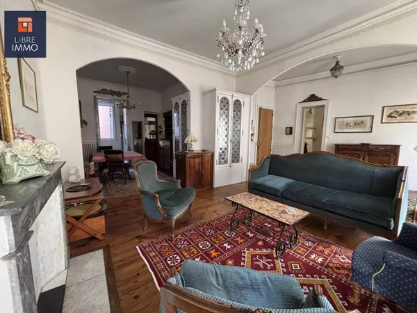 Appartement 2 pièces 67 m² 