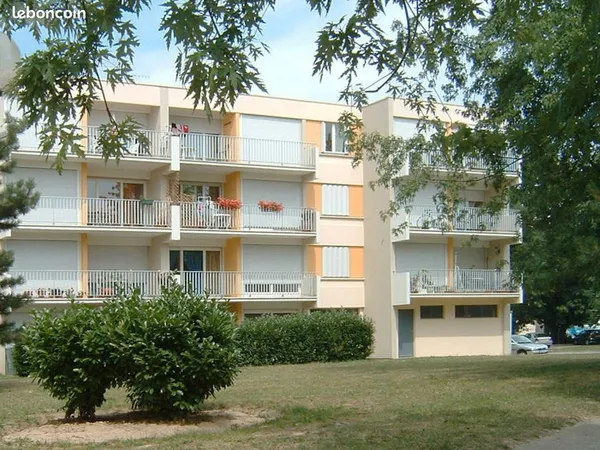 Appartement 4 pièces 81 m² 