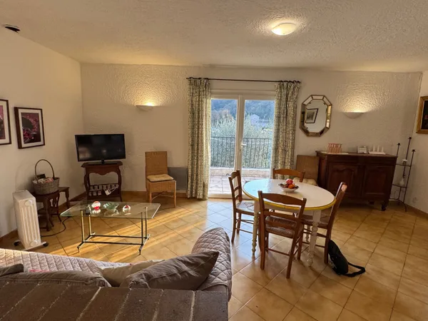 Chateuneuf dans villa, 3 pièces meublé à louer à l'année 