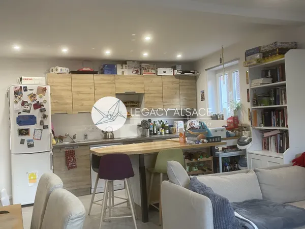 Bel appartement 3 pièces de 70m2 avec terrasse, parkings et 