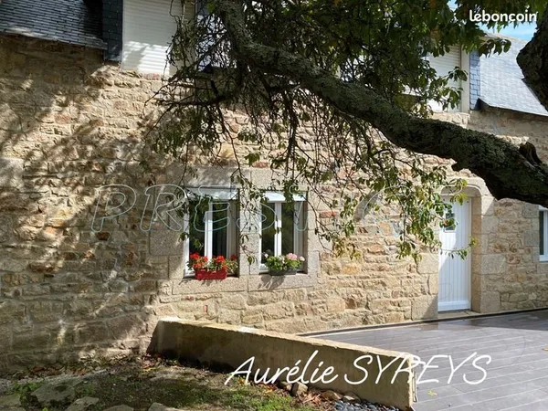 Maison 8 pièces 221 m² 