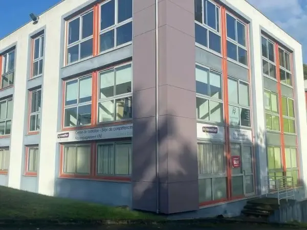 BUREAUX A VENDRE 