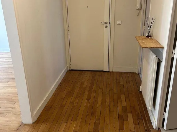 Appartement 1 pièce 66 m² 