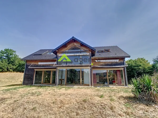 Maison BBC 2011 - 139 m2 - terrain 1773 m2 - Energie optimis 