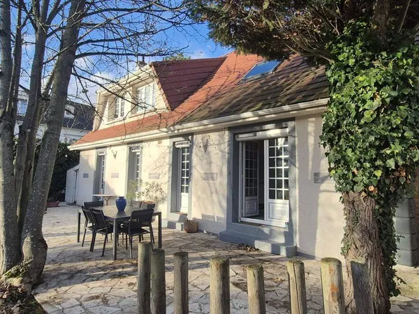 Maison 6 pièces 145 m² 