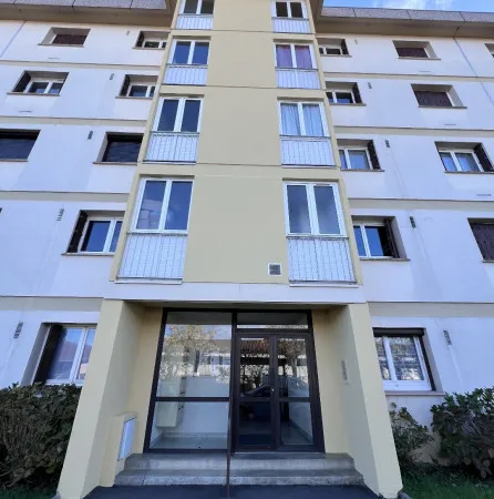 Appartement en résidence 4 pièces 82 m² 