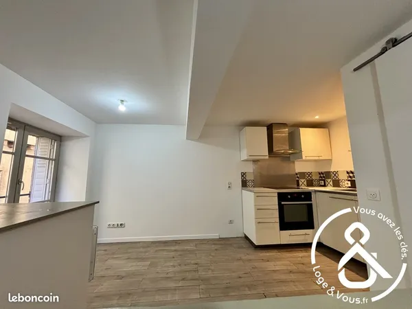 Studio 2 pièces 30 m² 