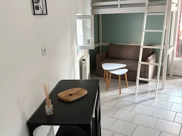 Studio à louer 