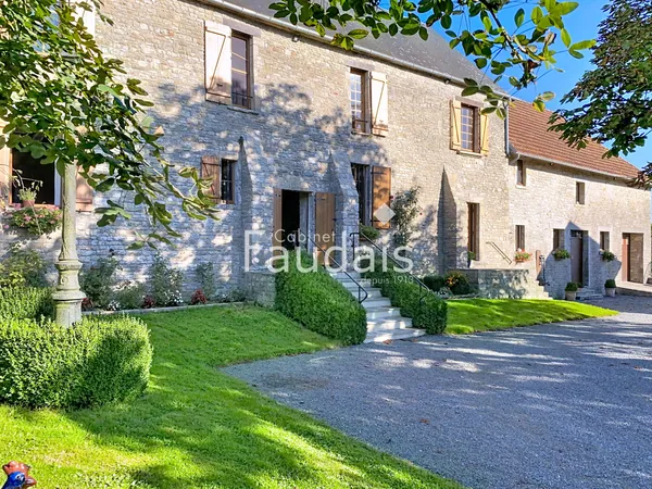 Grande Maison de campagne A 10 mn de CARENTAN 