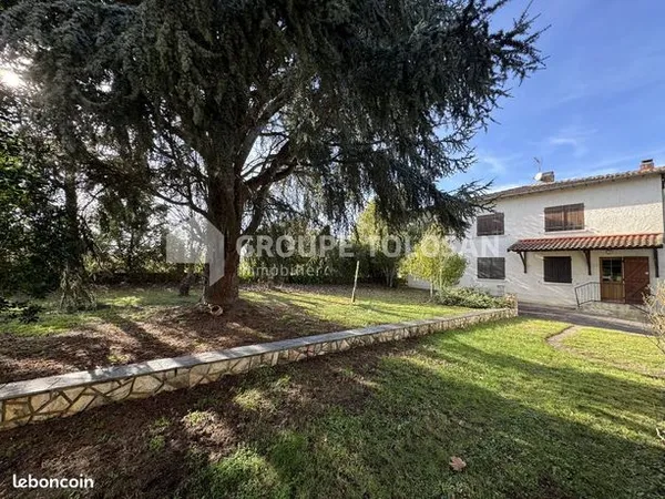 Maison 7 pièces 226 m² 