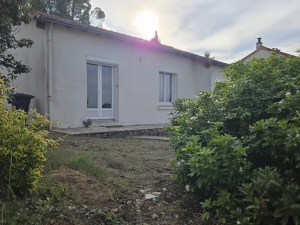 Maison avec jardin 