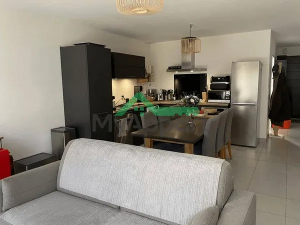 Appartement 4 pièces 74 m² 