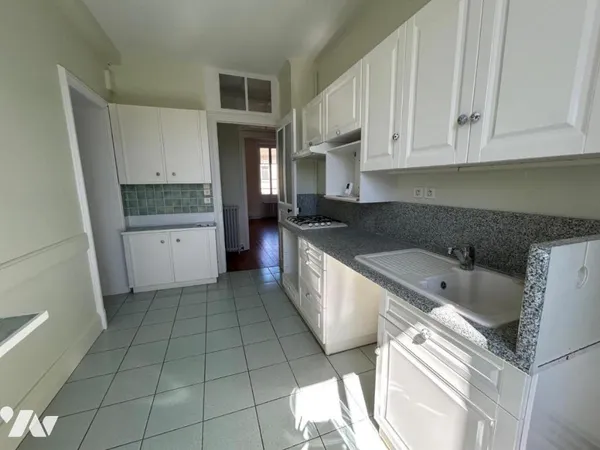 Appartement 4 pièces 91 m² 