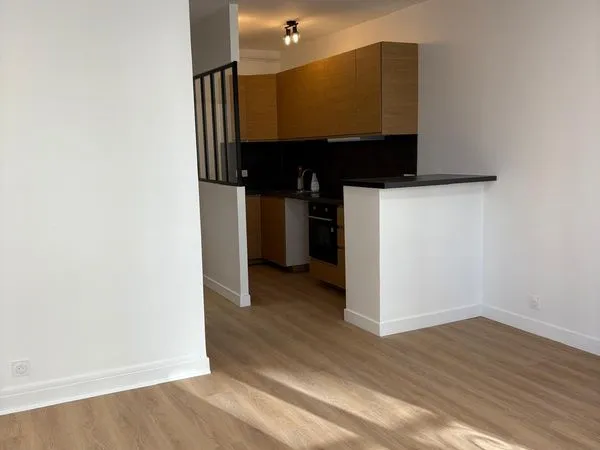 Location beau 2 pièces Porte de Vanves 