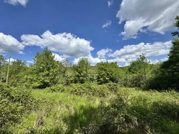 Terrain 1987 m² 