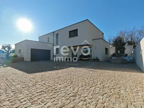 Maison 5 pièces 187 m² 