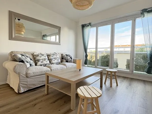 TALENCE CENTRE APPT TRAVERSANT SECURISE refait à NEUF- 1 chambre sur 3 disponible pour colocation 