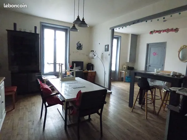 Appartement 4 pièces 101 m² 